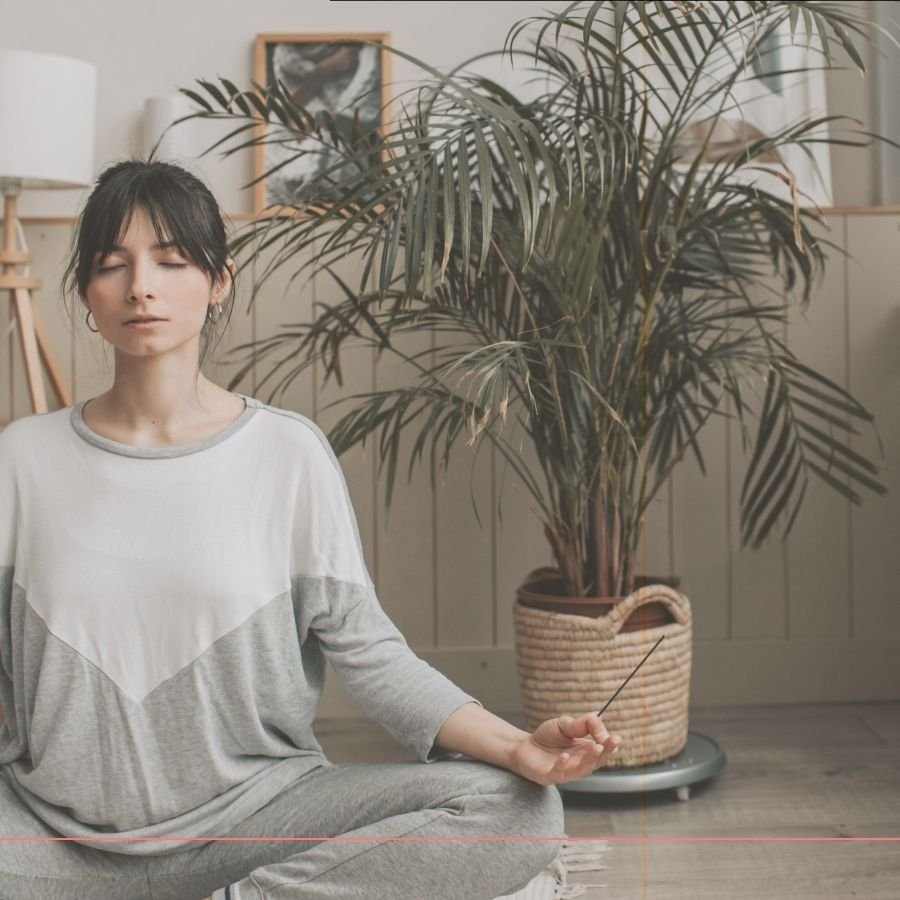 Simple Morning Habits for Moms to Boost Energy, Improve Mood, and Reduce Stress